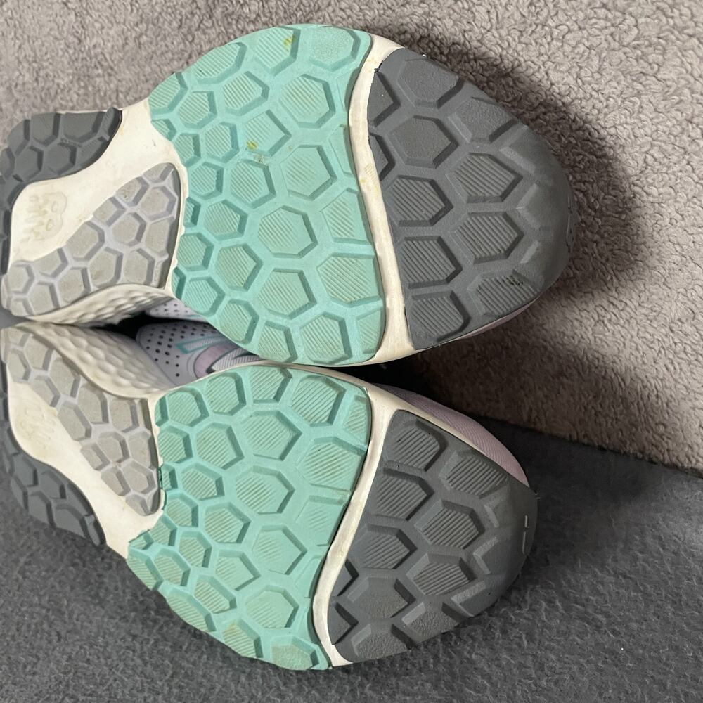 New Balance 520v7 W520RG7 Sneakers Women US 7.5 White Gray Low Top Running Shoes - Picture 13 of 14